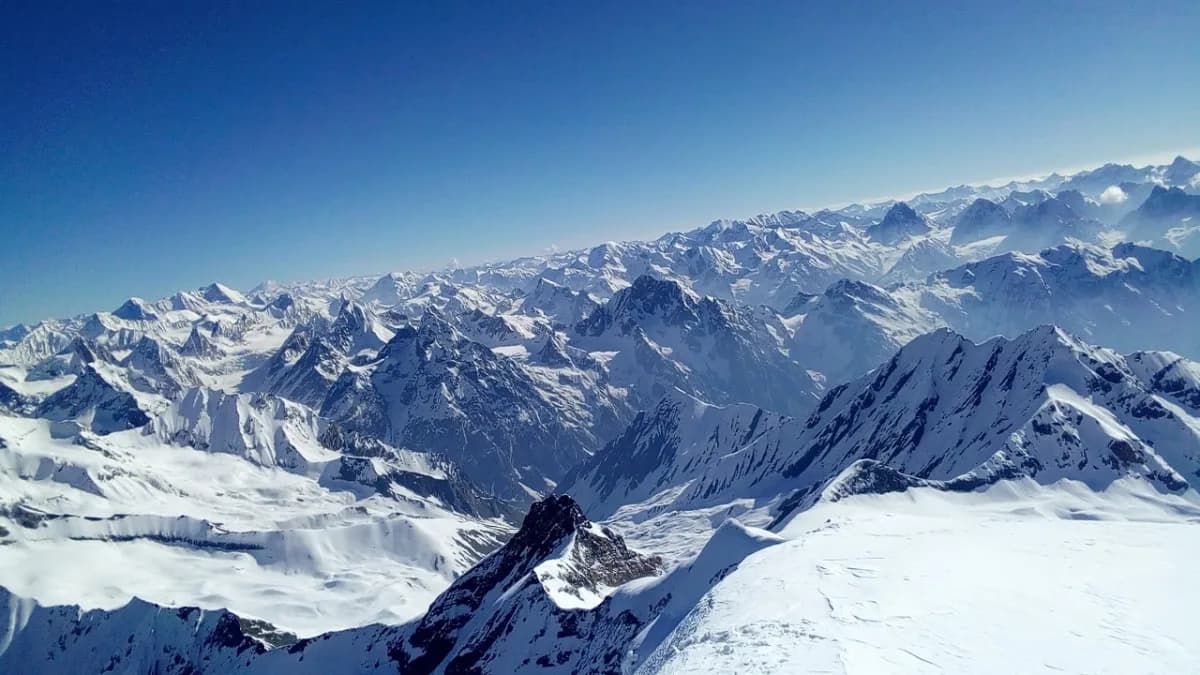 BLACK PEAK 8