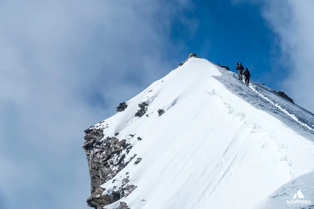 Summit at 6,250m