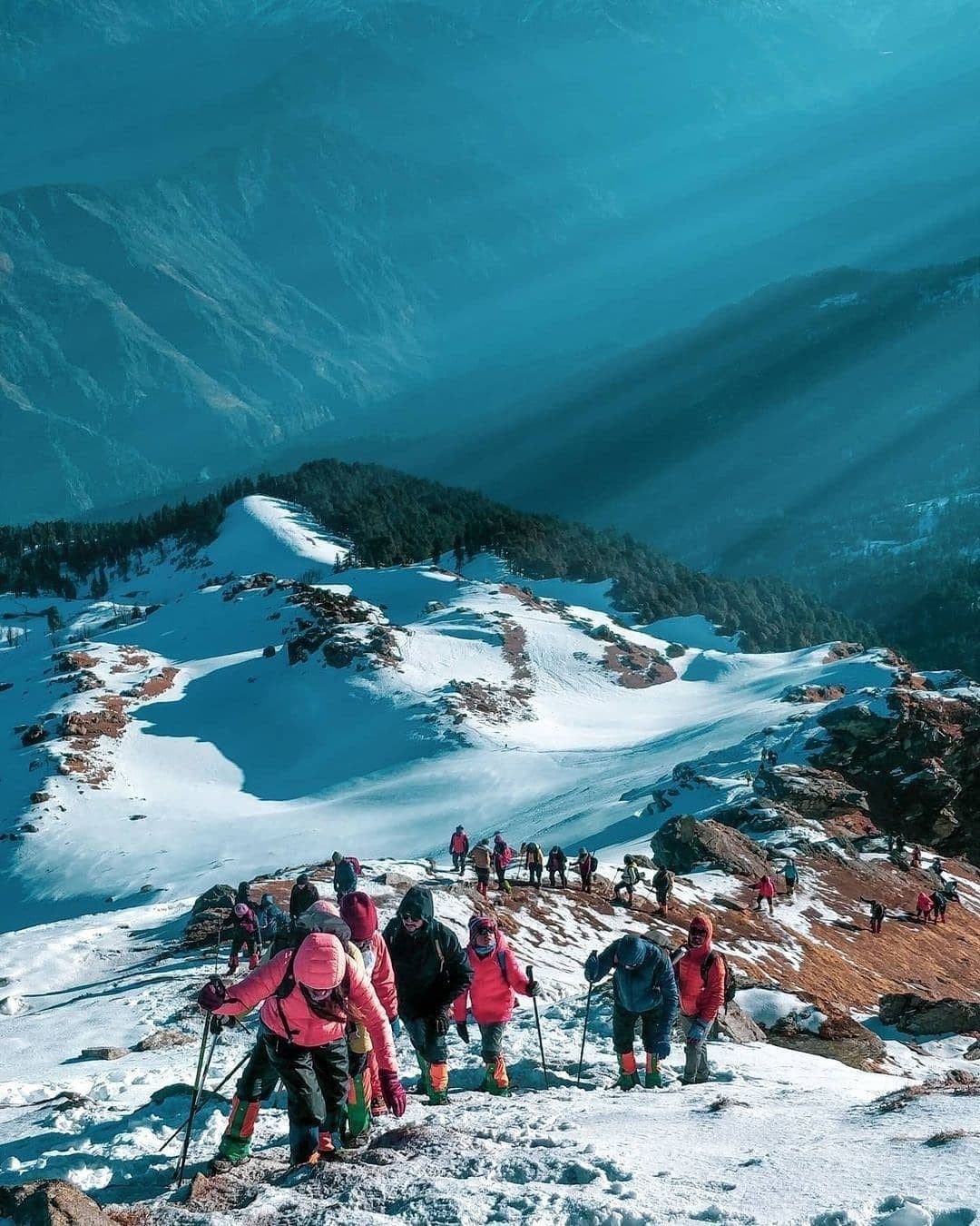 Kedarkantha trekker moment 5