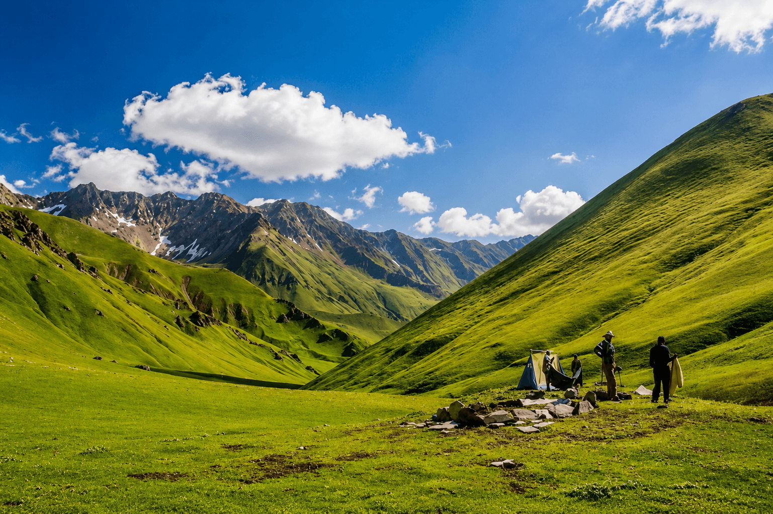 Wide alpine meadow at Dayara Bugyal